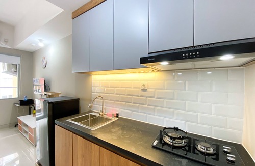 Duren Sawit Apartment | Homey and Cozy Stay Studio LRT City Jatibening Apartment