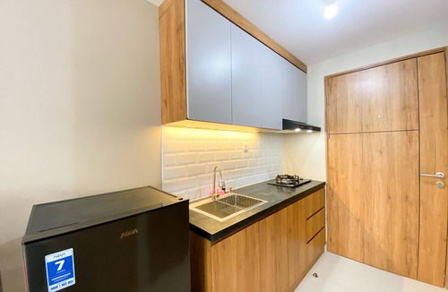 Duren Sawit Apartment | Homey and Cozy Stay Studio LRT City Jatibening Apartment