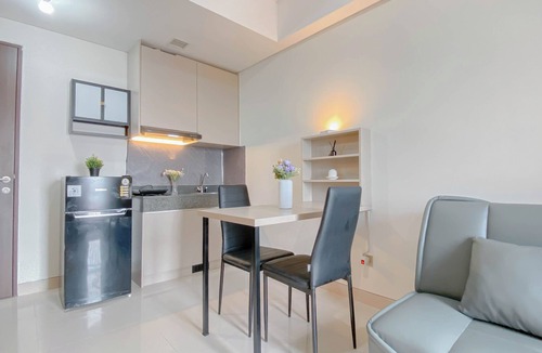 Depok Apartment | Homey And Tranquil 2Br Apartment Transpark Cibubur