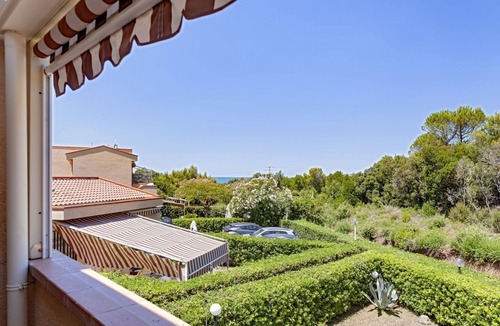 Rosignano Marittimo Apartment | Homiday- Eco Residence- Private Beach and Pool