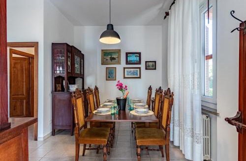 Cascina Villa | Hostly The Citrus Garden