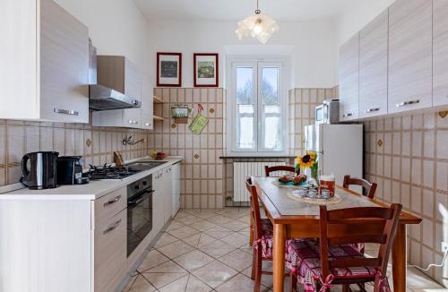 Cascina Villa | Hostly The Citrus Garden