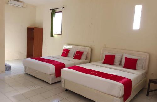Pangandaran Hostel | Hotel Benson