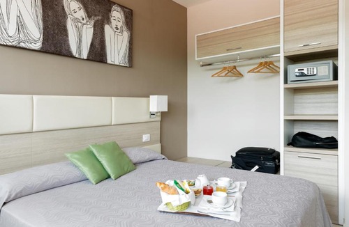Fuorigrotta Hotel | Hotel Cristina
