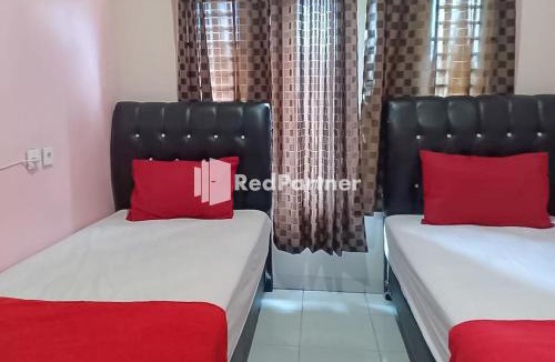 Sungai Penuh Hotel | Hotel Dheadita Syariah Sungai Penuh Mitra RedDoorz