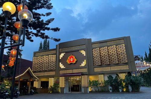 Hargomulyo Hotel | Hotel Indah Palace Tawangmangu