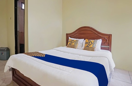 South Ogan Komering Ulu Hotel | Hotel O Arfan HouseNearDanau Ranau