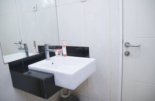 Ambon Hotel | Hotel O Azzahra Guest House Syariah