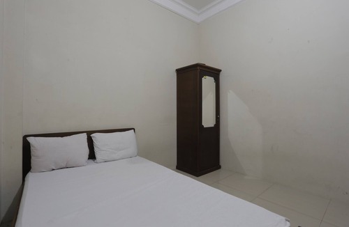 Samarinda Hotel | Hotel O Guest House Leo Patra