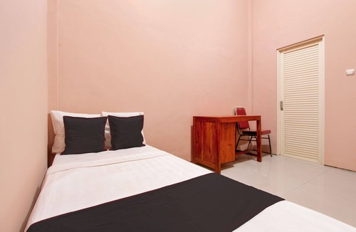 Sukaradja Hotel | Hotel O Guesthouse Alun Alun Purwokerto
