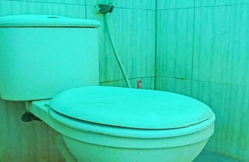 Karawang Hotel | Hotel O Home Stay Elis Cateliya Syariah