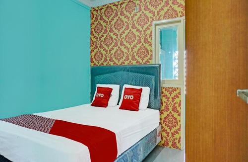 Karawang Hotel | Hotel O Home Stay Elis Cateliya Syariah