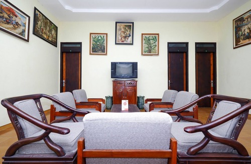 Surakarta Hostel | Hotel O Paviliun Permata