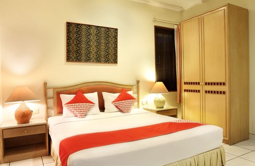 Lebak Bulus Hotel | Hotel O Puri Lotus