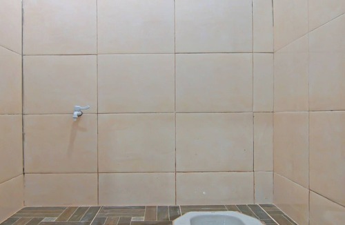 Pekanbaru Hotel | Hotel O Putri Guest House Syariah Near SPBU Rimbo Panjang