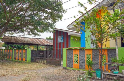 Paiton Hotel | Hotel O Rumah Kos Arafah Syariah