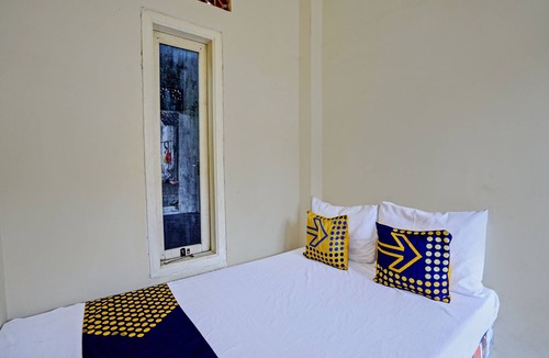 Klojen Hotel | Hotel O Tanjung Indah Homestay Syariah