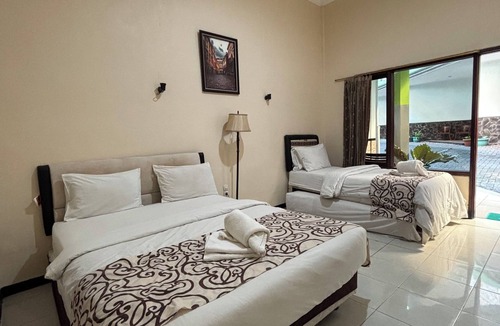 Oro Oro Ombo Hotel | Hotel Prima Asri 153
