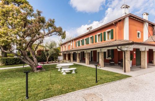 Latisana Apartment | Hotel Residence - Il Giardino del Cigno
