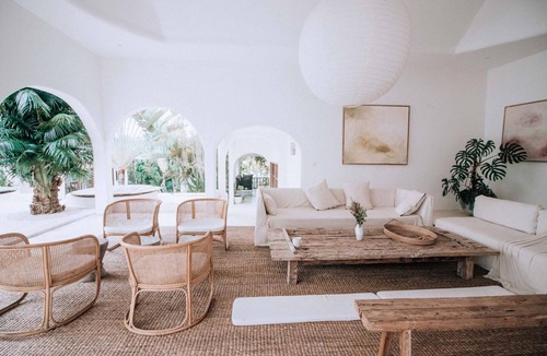 Padonan Hotel | Hotel Sages Room #6