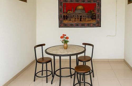 Tasikmalaya Hotel | Hotel Srikandi Syariah Mitra RedDoorz