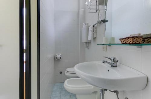 Marina Centro Hotel | Hotel Villa Merope with free coffee