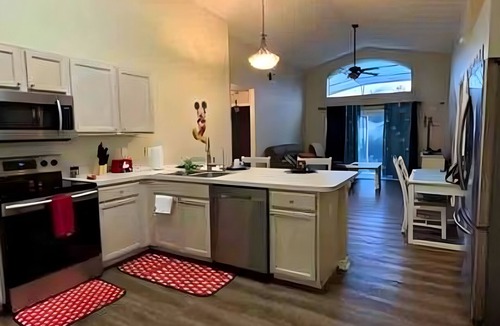 Westridge House | HOUSE 4 Bdr Oasis -Saltwater Pool & Solar 334
