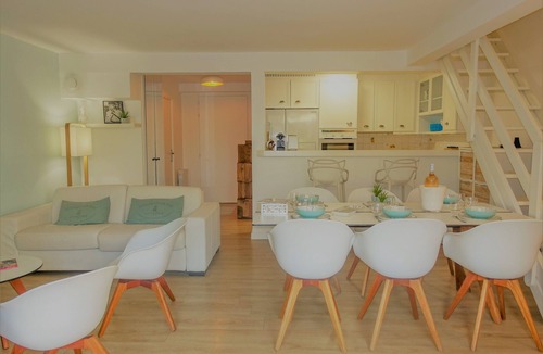Saint-Tropez House | House for 2 to 6 adults near Place des Lices and beach, swimming pool, 2 parking spaces