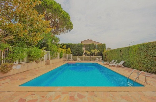 Saint-Tropez House | House for 2 to 6 adults near Place des Lices and beach, swimming pool, 2 parking spaces