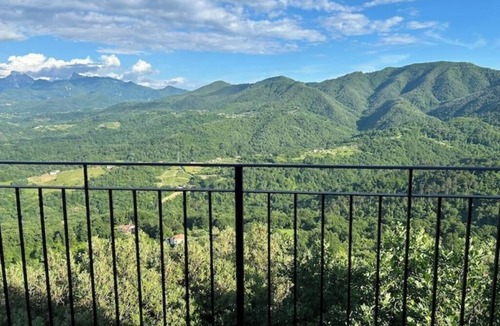 Aulla House | House in the hamlet with panoramic terrace and private garden, between sea and mountains!