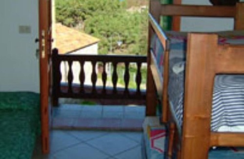 Sant' Andrea House | House Lina 100 meters from the seaTypical house