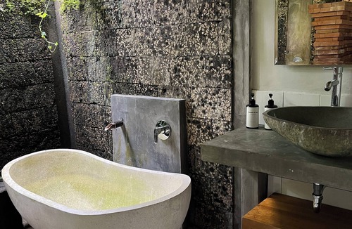 Penestanan Villa | House of Joy Ubud