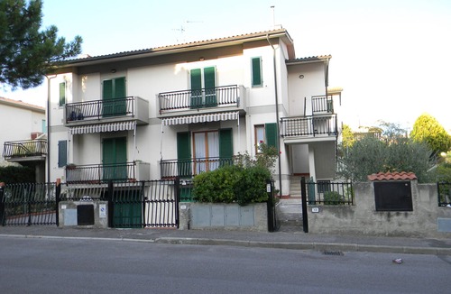 Castiglioncello Apartment | House with garden, close to the beach