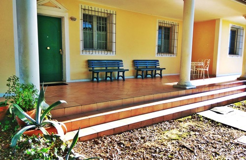 Puntone House | HOUSE WITH PARK AT 1 KM FROM THE SEA, 4 ROOMS AND 2 BATHROOMS
