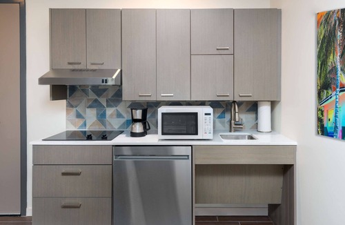 Airport North Hotel | Hyatt House Orlando Airport