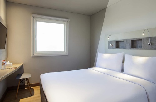 Darmo Hotel | ibis budget Surabaya Diponegoro