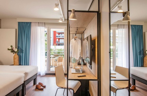 Roquebrune-Cap-Martin Hotel | Ibis Roquebrune Cap Martin Menton