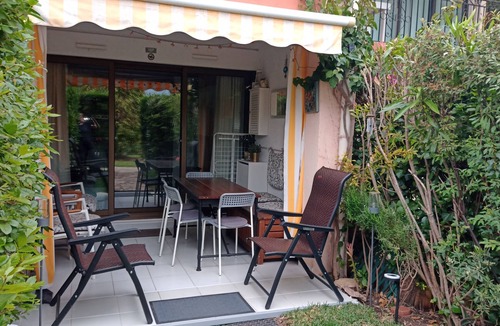 Villefranche-sur-Mer Apartment | Ideally situated, close to the beaches in Villefranche-sur-mer, Beaulieu-sur-mer