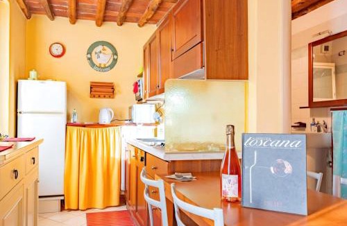 Lucca Historical Center Apartment | Il Balconcino Del Borgo
