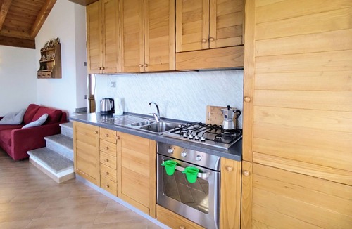 Peglio House | Il Nido d'Aquila (GRV635) by Interhome