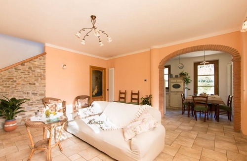 Camaiore Villa | Il Poggiolo, house between country and sea!