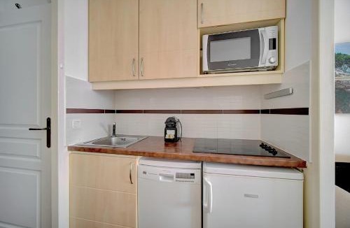 La Croix des Gardes Apartment | IMMOGROOM - 2 Rooms sea view - Air conditioner - Wifi - Pool - Parking