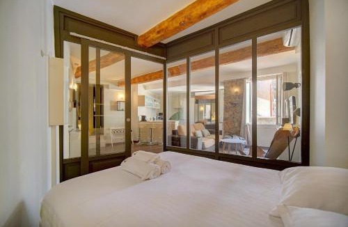 Le Suquet Apartment | IMMOGROOM - AC - Full comfort - City center of Cannes