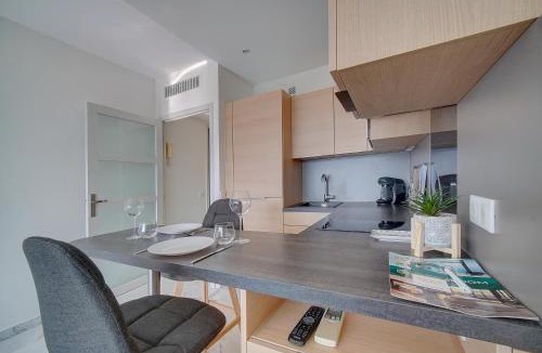 Cannes La Bocca Apartment | IMMOGROOM- Magnificent View - NEW - Terrace - AC