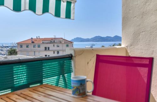 Cannes Apartment | IMMOGROOM - Sea View - Balcony - 5 min from the beach - AC - Wifi
