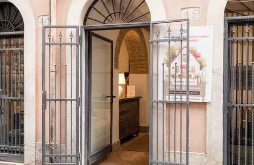 Rione VII Regola Apartment | Imperial Forum