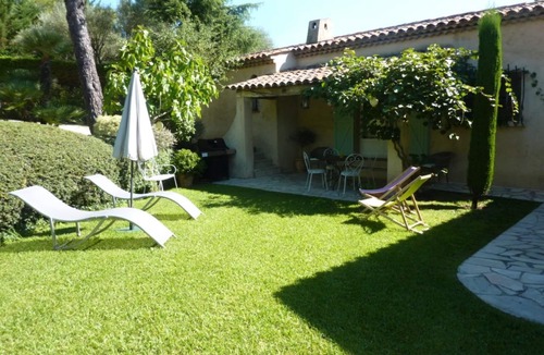 Mougins House | In Mougins, detached rental in property for 2 people