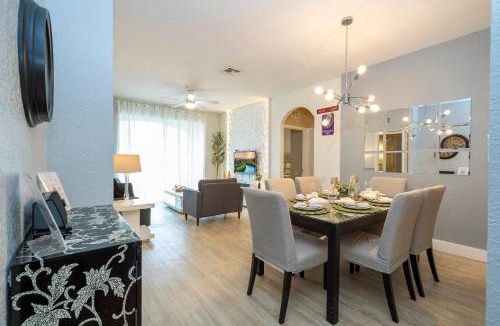 Windsor Hills Apartment | Incredible Condo - 2 Miles from Disney portal 201