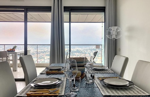 Mont Boron Apartment | Incredible views of Nice in a calm luxury complex & big park