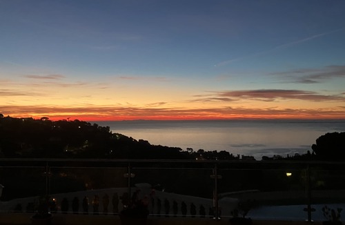 Les Issambres Apartment | independant flat -fantastic view over the sea-air conditioned-